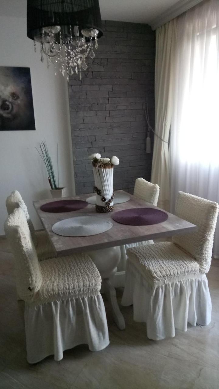 Lili50 Apartman Plovdiv Kültér fotó